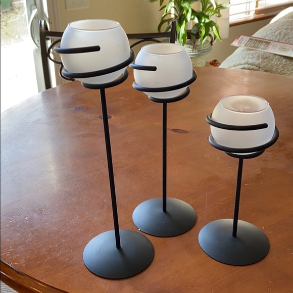 Party Lite trio iron/ frosted glass votive holder